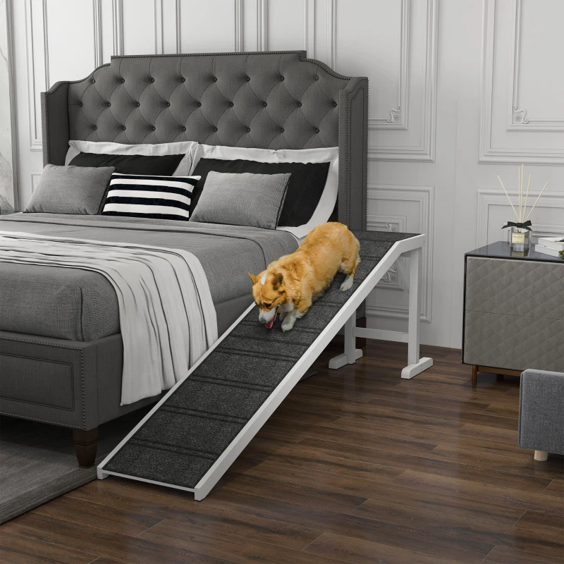 Foldable Dog Ramp – Non-Slip Carpet Platform for Dogs & Pets